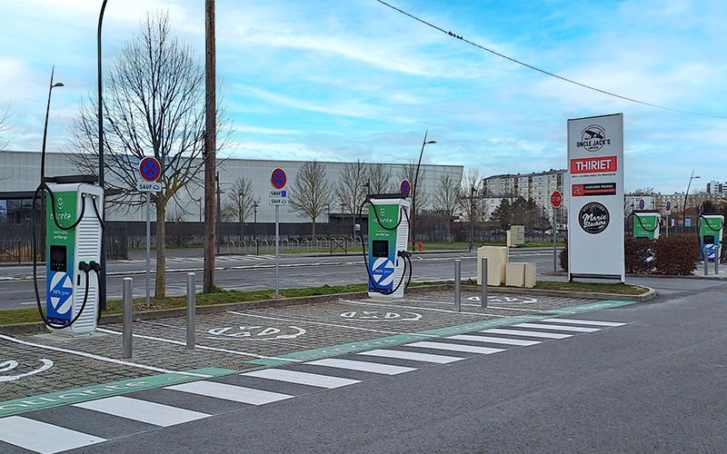 Atlante inaugurates its fastcharging stations in Saint-Memmie in France